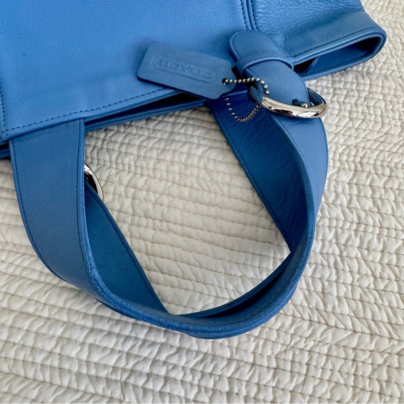 Coach Vintage Waverly Tote 4133 Blue Periwinkle Glovetanned Leather 1997 RARE - Picture 11 of 14